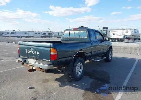 1997 Toyota Tacoma из США, поврежденный, VIN 4TAWM72NXVZ325494